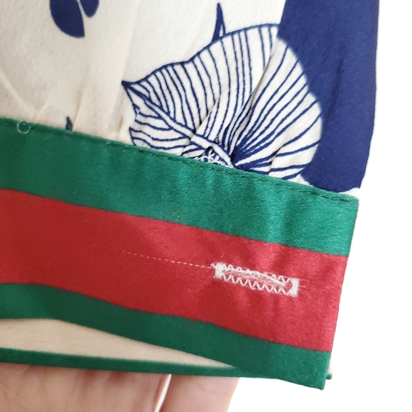 🎈SOLD 🎈NWT Tie Neck Printed Midi  Floral Dress in S - Picture 15 of 15